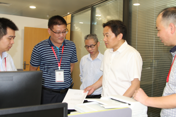 李林山副局长调研省林业局政务服务窗口 - 湖南省林业局